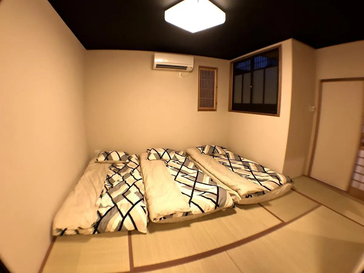 Kyoto Machiya Saikyo-Inn 0*,  Japan