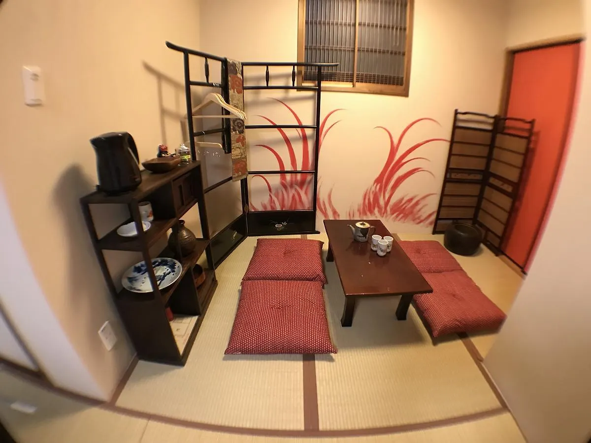 Kyoto Machiya Saikyo-Inn 0*,  Japan